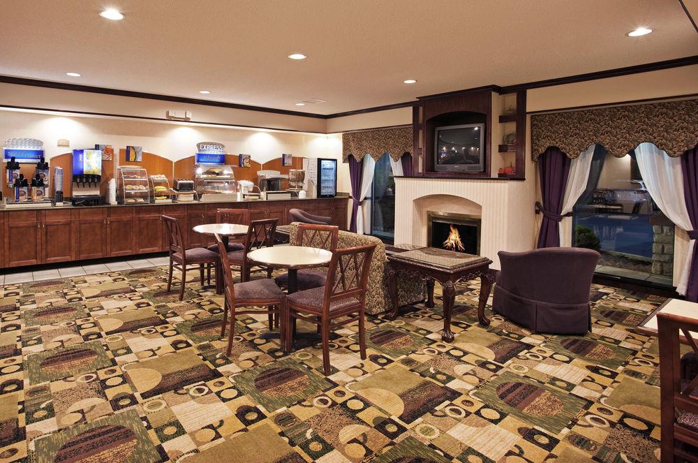 Holiday Inn Express Hotel & Suites Circleville By Ihg Zewnętrze zdjęcie