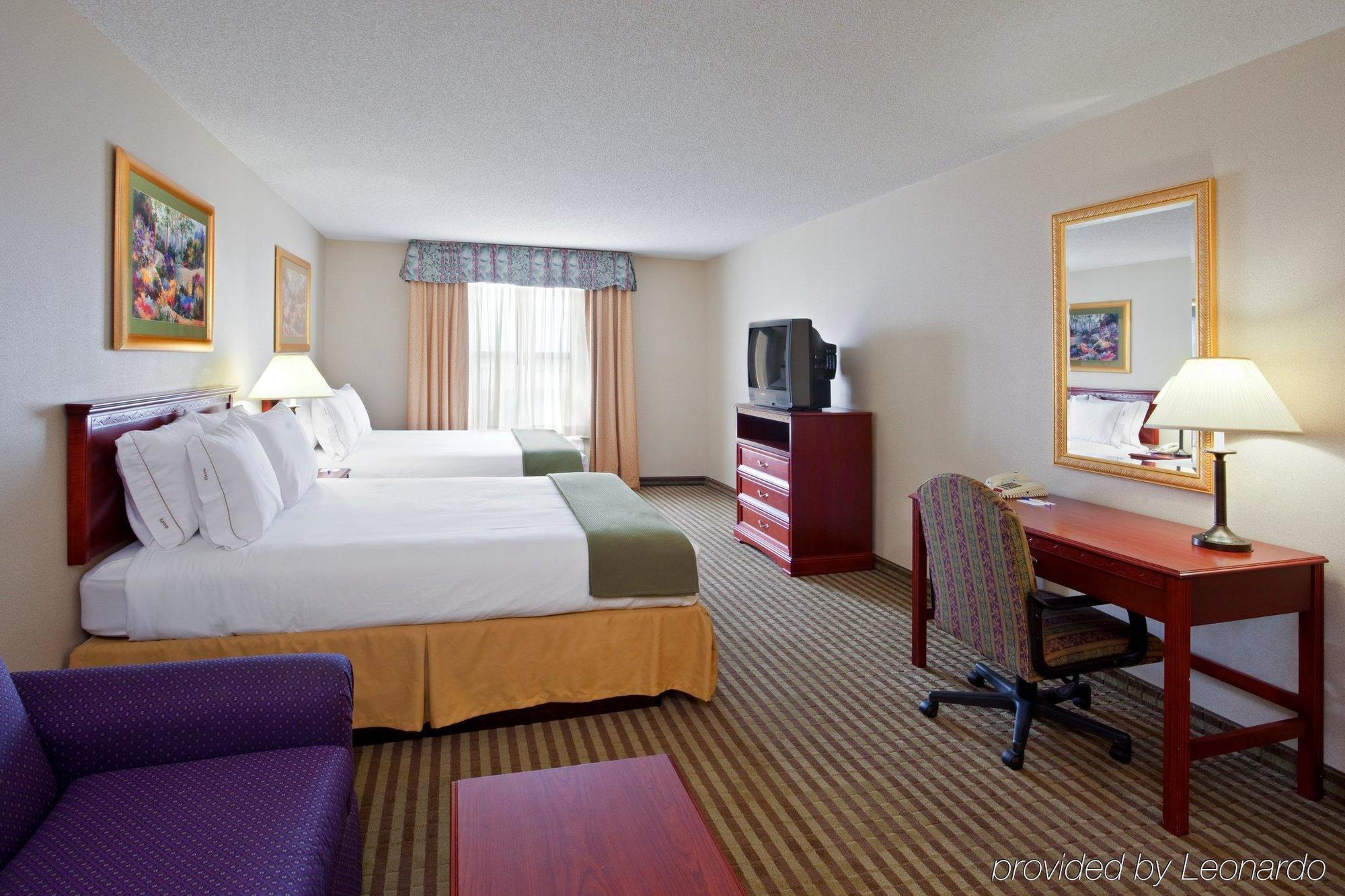 Holiday Inn Express Hotel & Suites Circleville By Ihg Zewnętrze zdjęcie