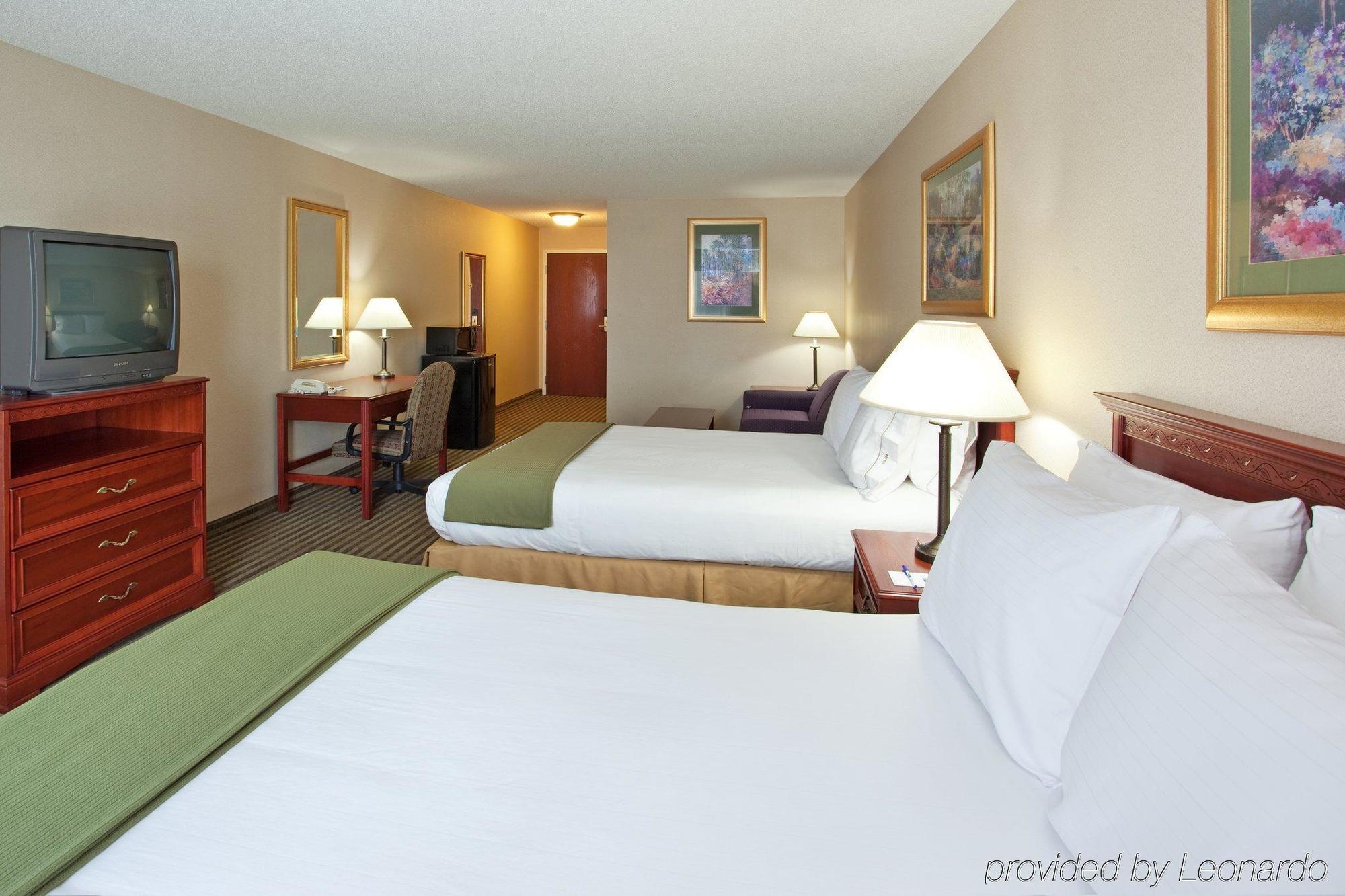 Holiday Inn Express Hotel & Suites Circleville By Ihg Zewnętrze zdjęcie