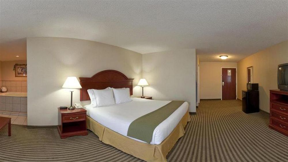 Holiday Inn Express Hotel & Suites Circleville By Ihg Zewnętrze zdjęcie